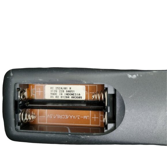 Genuine Phiips TV Remote Control RC 2524/01 Tested and Works - Picture 3 of 3